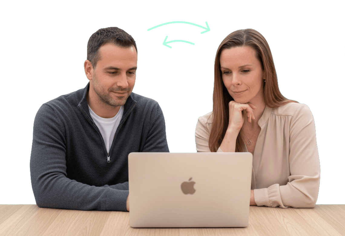 Mentor radí klientovi s řešením jeho problému s webovými stránkami